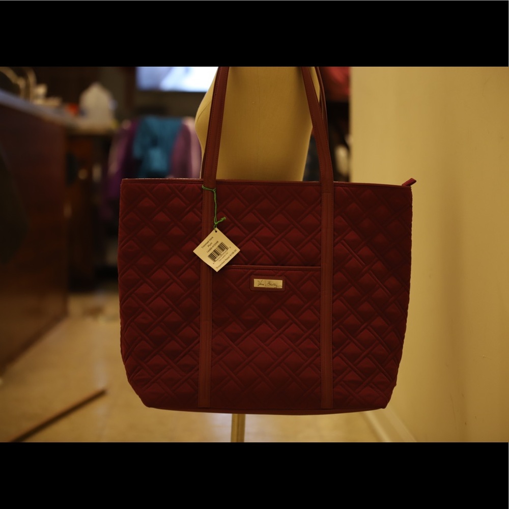 NWT Vera Bradley tote XL